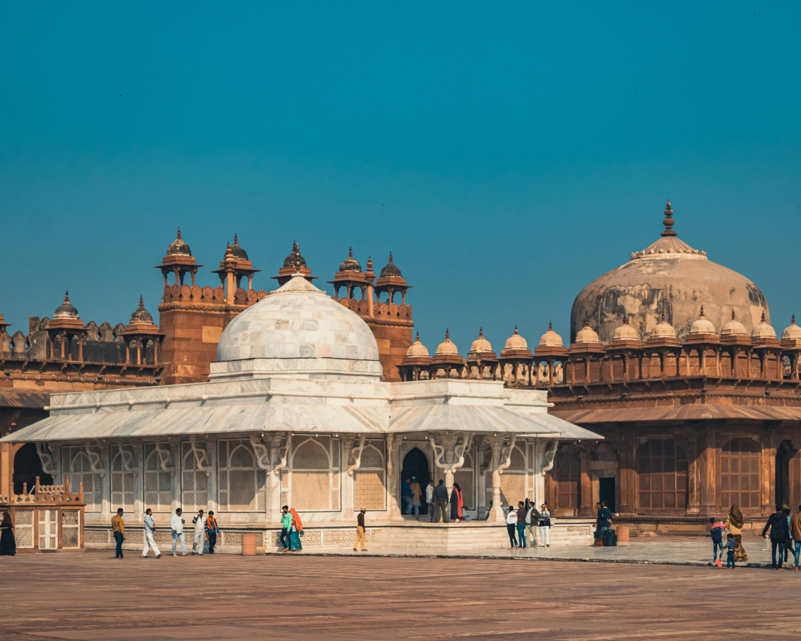 Explore the stunning architecture of Fatehpur Sikri, a historic landmark in India.