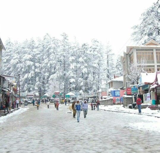 mall-road-manali-during (2)